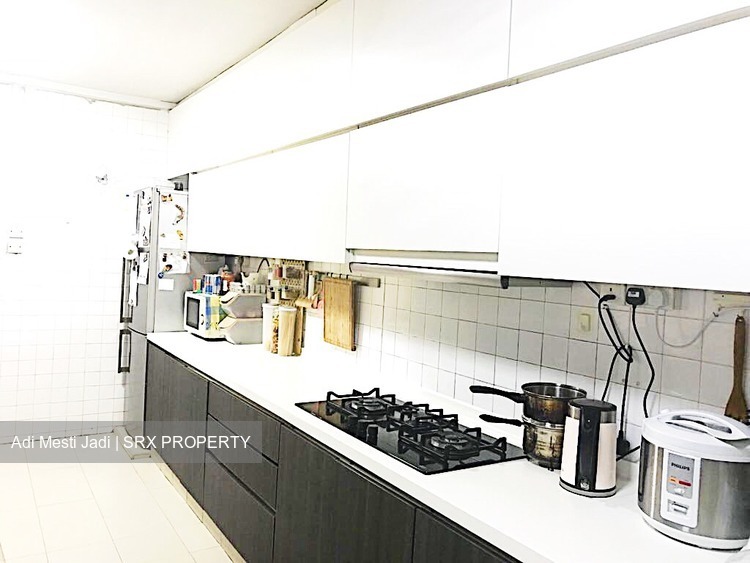Blk 338 Jurong East Avenue 1 (Jurong East), HDB 4 Rooms #183406332